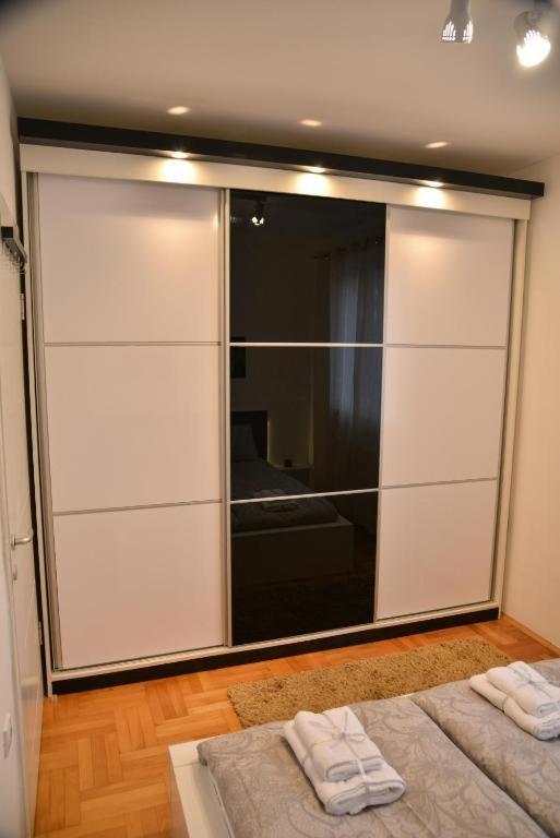 Heart Of The Apartment Ni