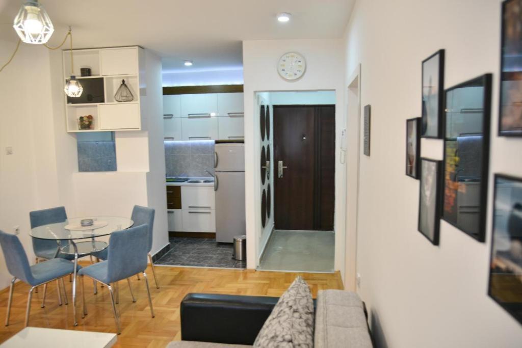Heart Of The Apartment Ni